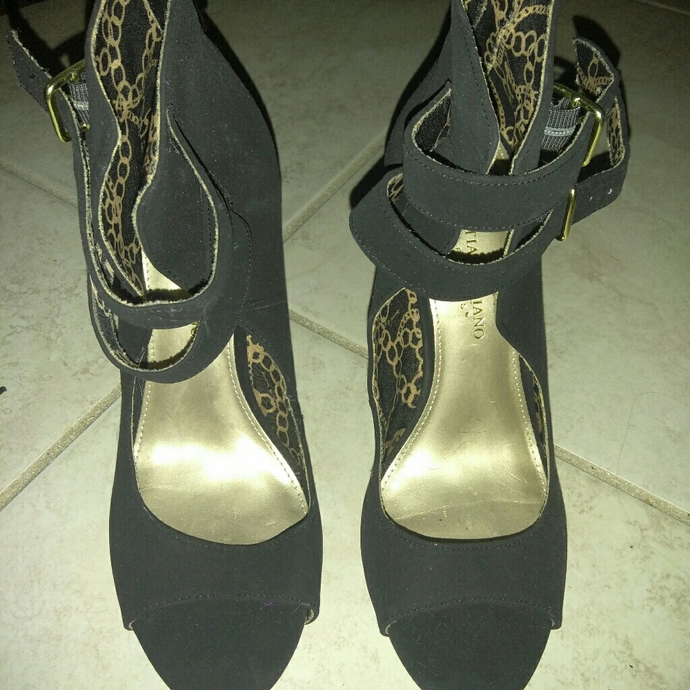 Size 7 heels